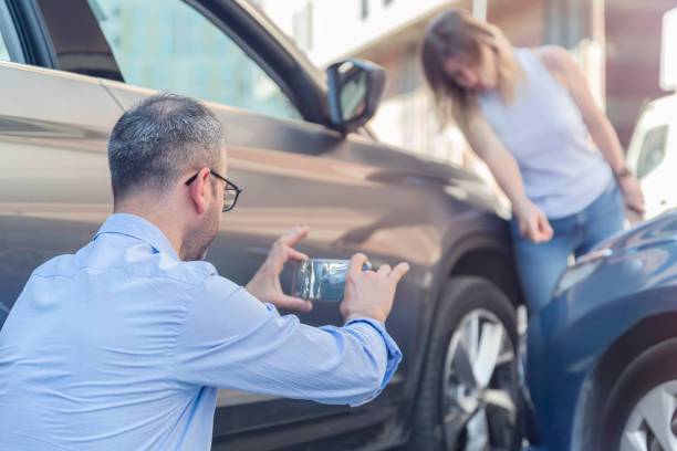Professional Commercial Auto Insurance technician working in Rose Hill, KS